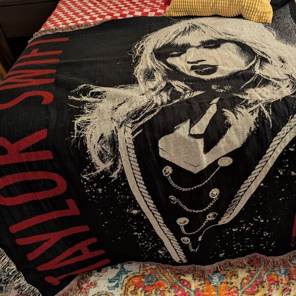 Taylor Swift Red (Taylor's Version) Woven Throw
